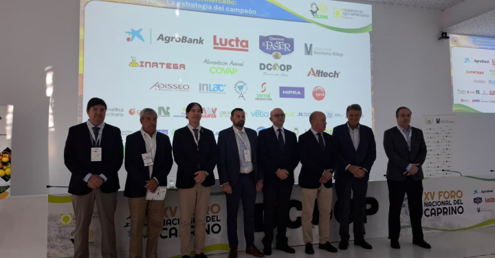 El sector caprino apuesta por transformar sus productos para mejorar la rentabilidad