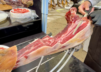 La Feria del Jamón regresa a Campillos tras su récord de asistencia en 2025